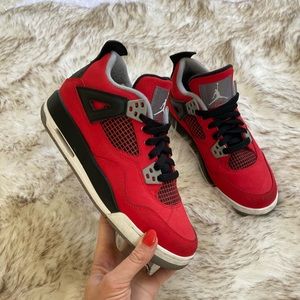 toro jordan 4